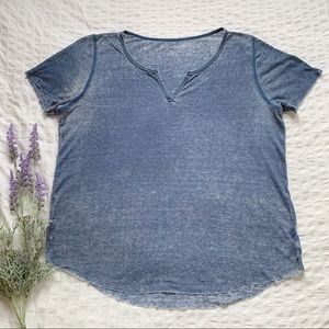 American Eagle Oversized Ribbed V-Neck Tee - M